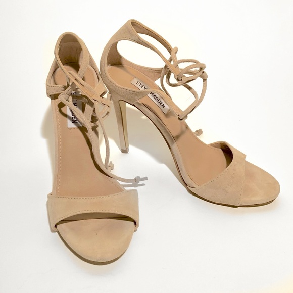 Steve Madden Shoes - EUC Steve Madden cream suede strappy heel - 6.5